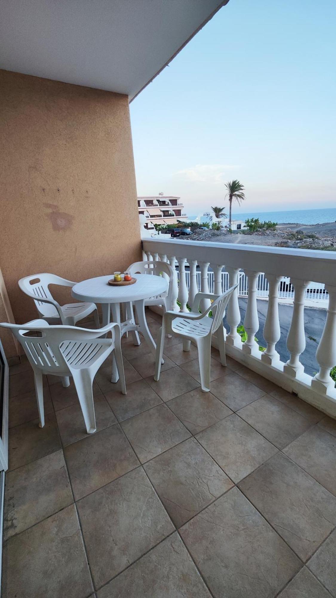 Encantador Estudio Con Terraza Privada Y Espectaculares Vistas Al Mar En Costa Del Silencio, Cerca De Los Cristianos Exterior photo